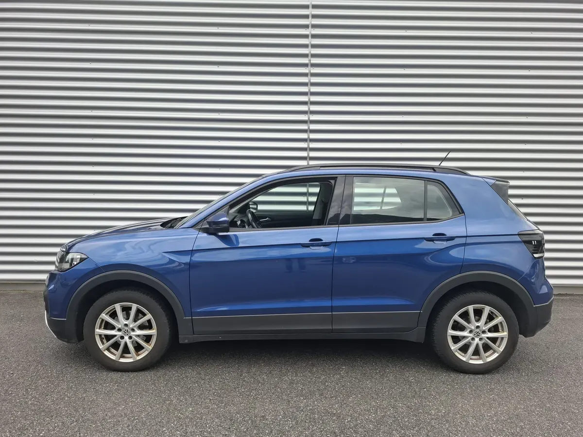 Volkswagen T-Cross 2021 photo 2