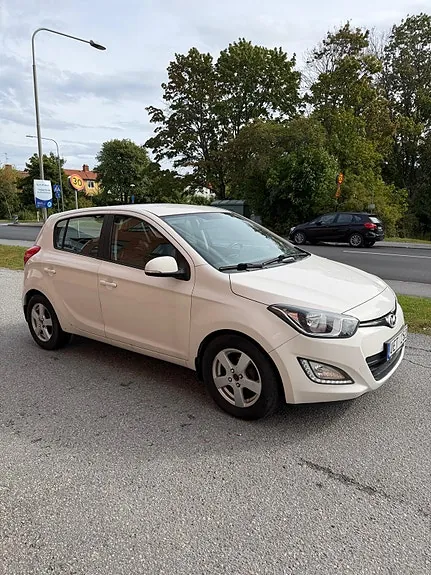 Hyundai I20
