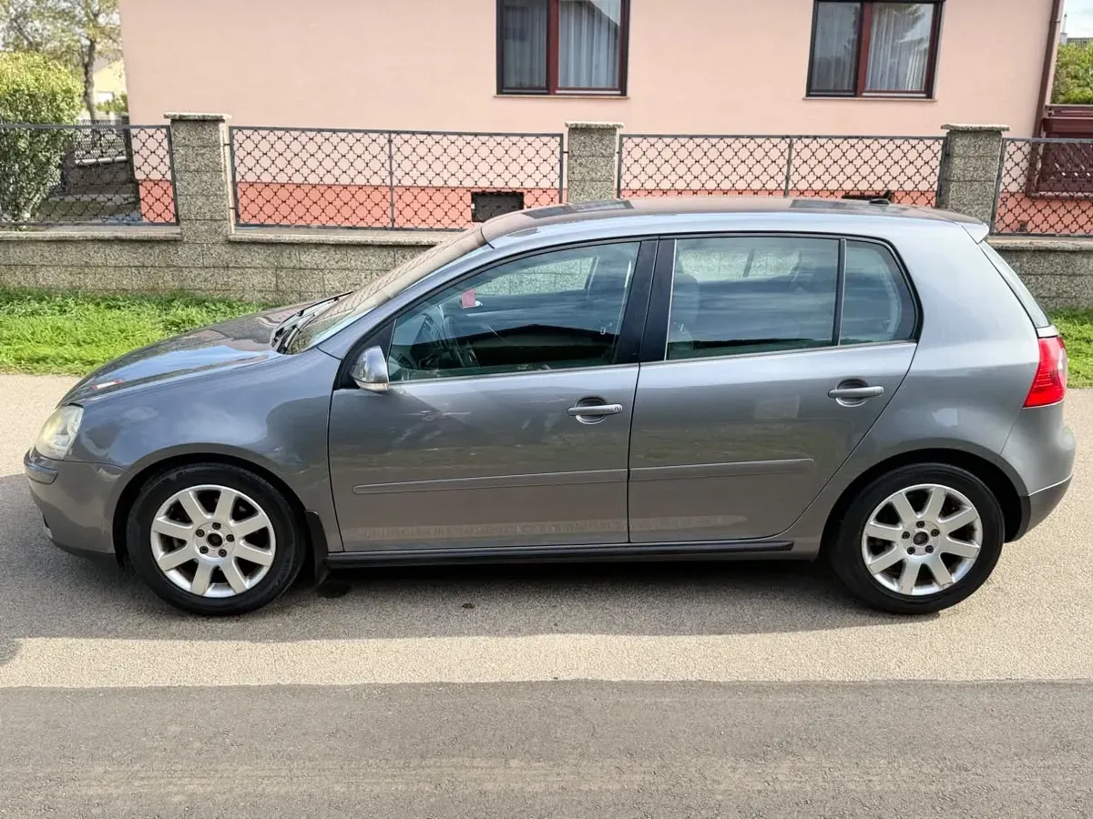 Volkswagen Golf 2004 photo 3