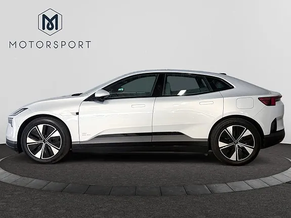 Polestar 4 2025 photo 3