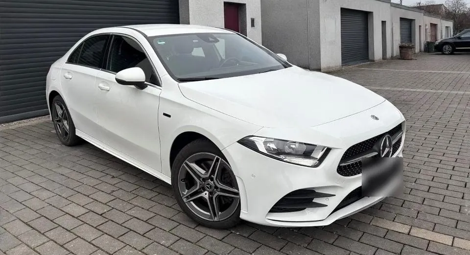 Mercedes-Benz A 250 E