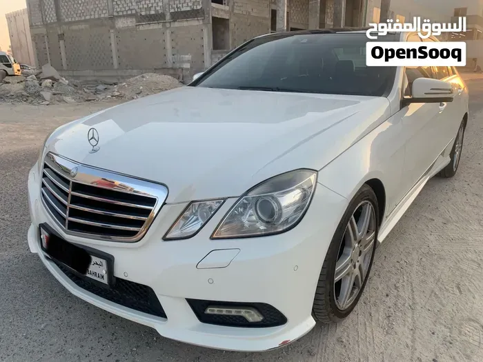Mercedes-Benz E300 2012 photo 3