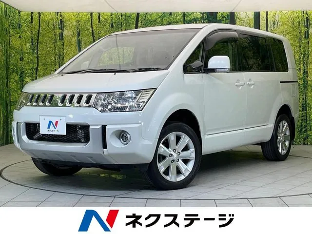 Mitsubishi Delica
