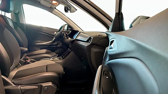 Opel Grandland 2022 photo 3