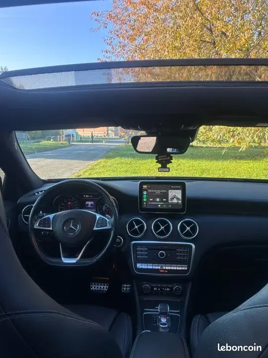 Mercedes-Benz A-Class 2015 photo 3