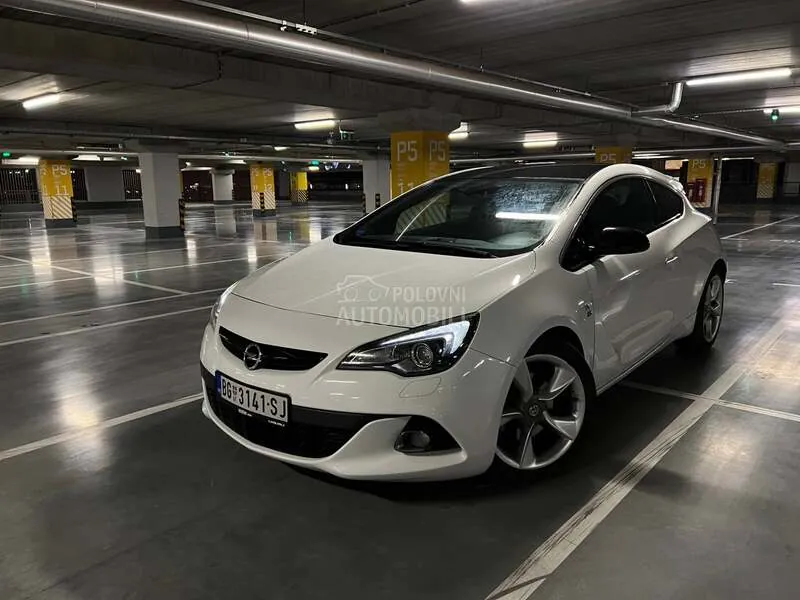 Opel Astra J 2015 photo 2