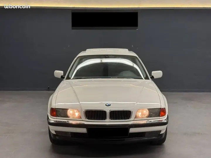 BMW Série 7 1997 photo 2