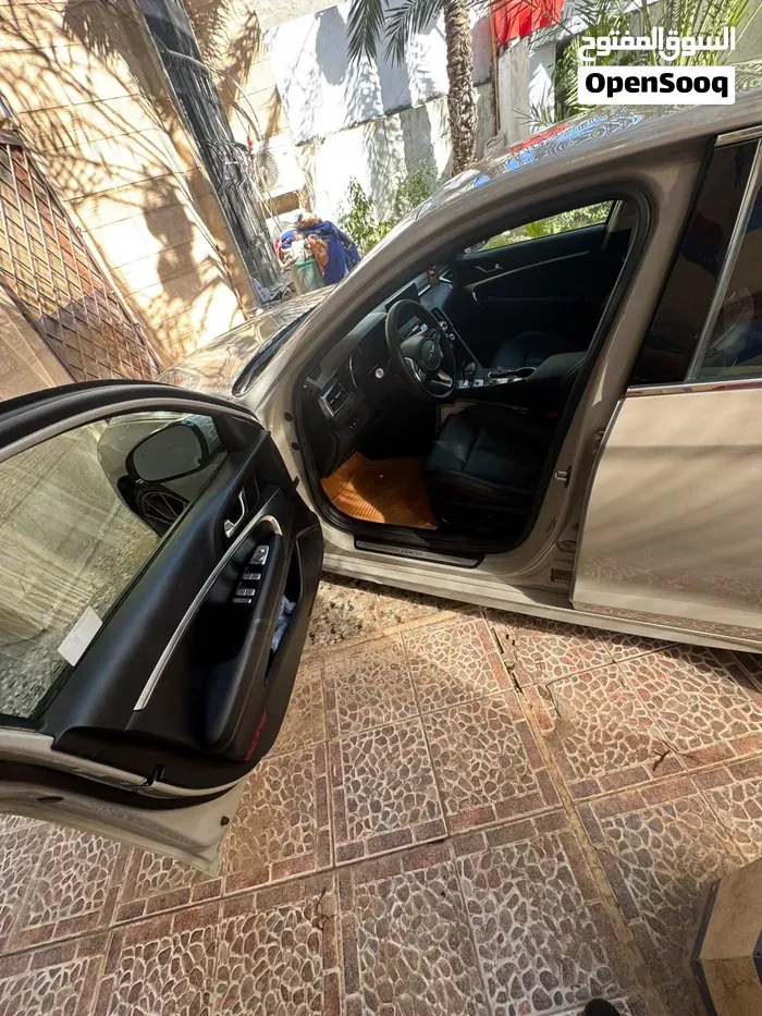 Genesis G70 2025 photo 2