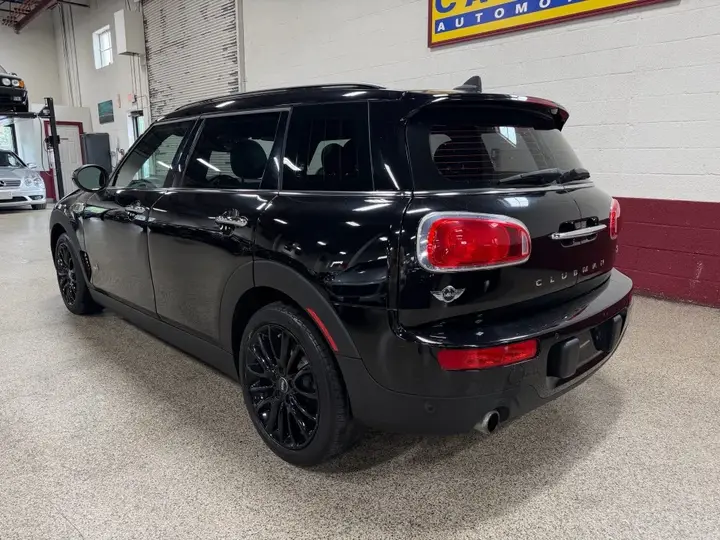 Mini Cooper Clubman 2017 photo 3