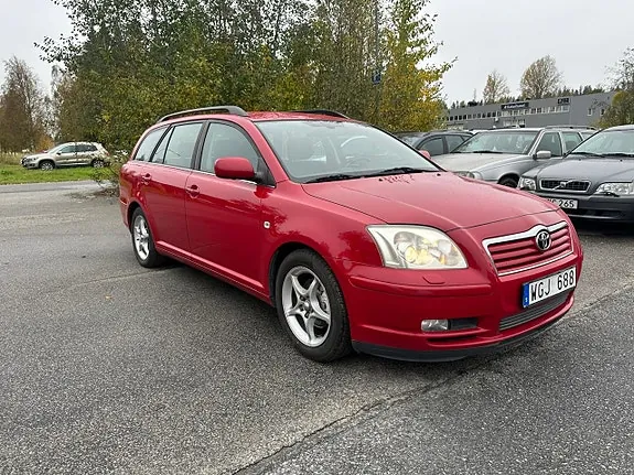Toyota Avensis 2004 photo 4