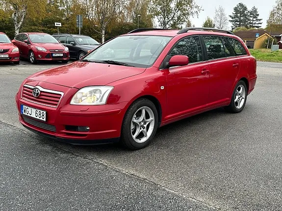 Toyota Avensis 2004 photo 2
