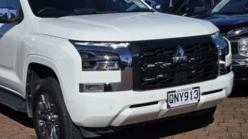 Mitsubishi Triton 2024 photo 3