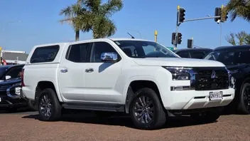 Mitsubishi Triton 2024 photo 4