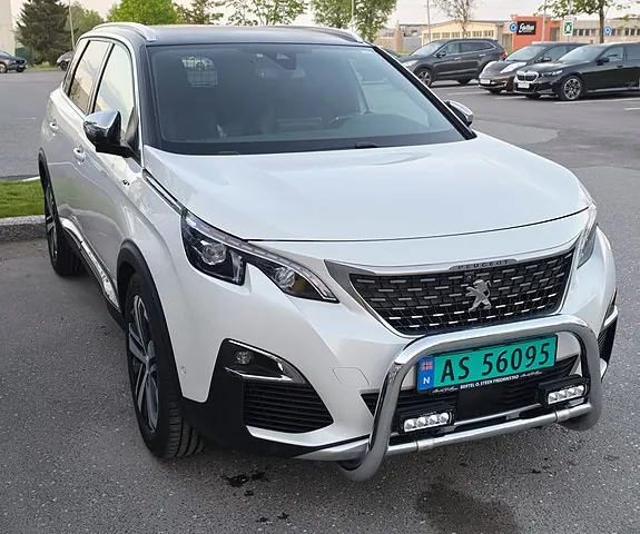 Peugeot 5008