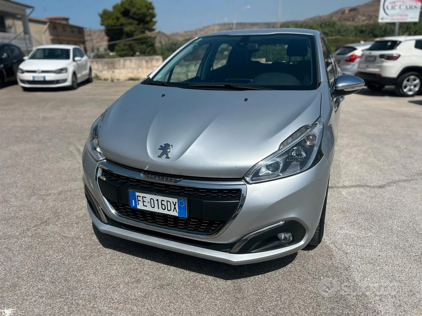 Peugeot 208 2016 photo 3