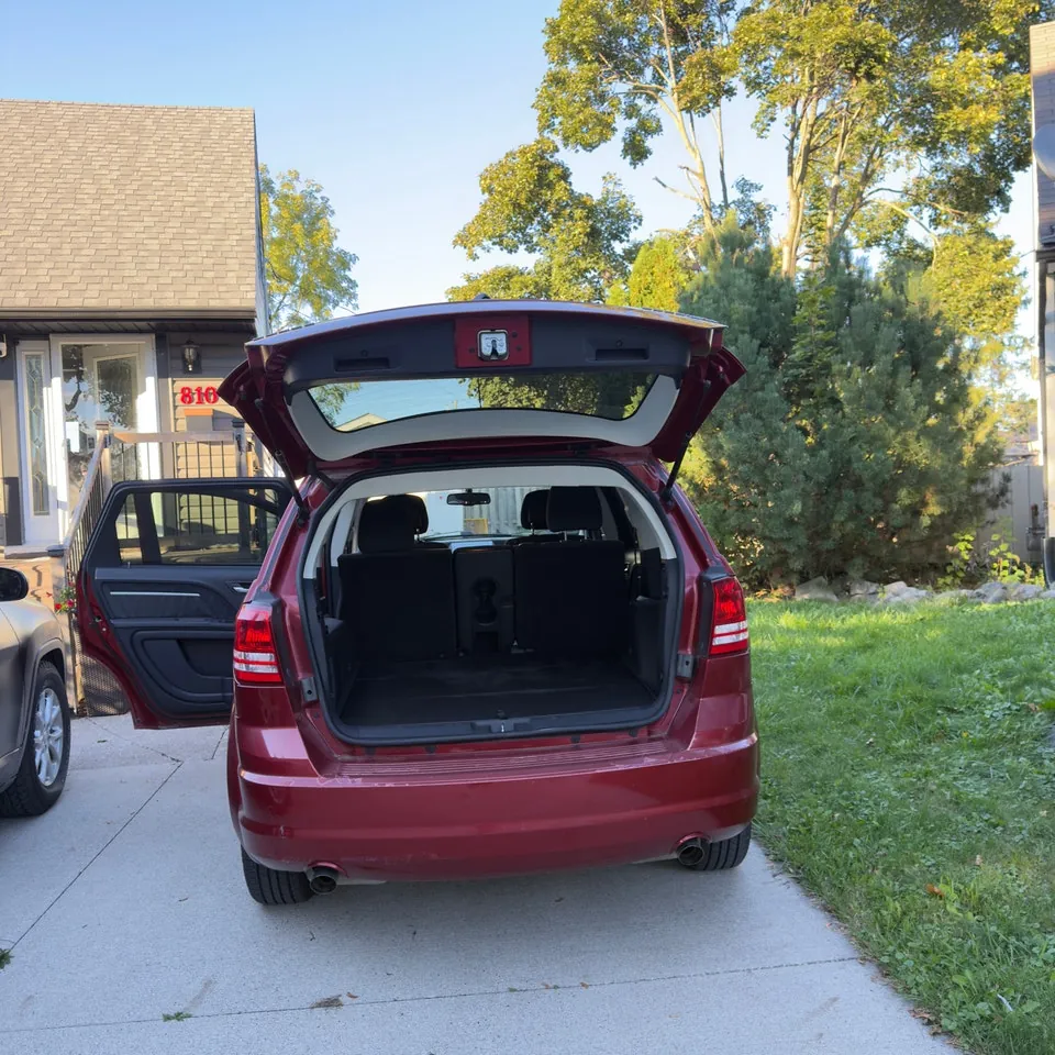 Dodge Journey 2010 photo 5