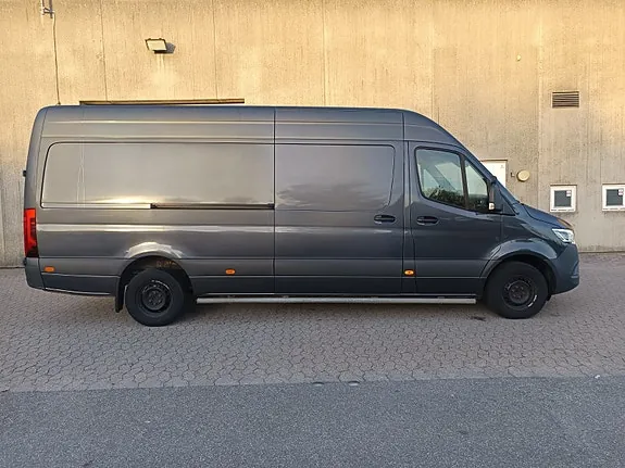 Mercedes-Benz Sprinter 319 2023 photo 2