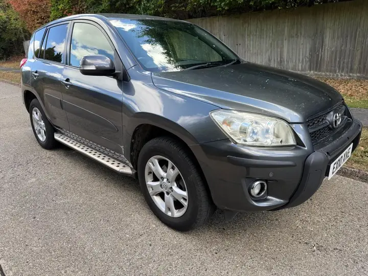 Toyota Rav4 2010 photo 3