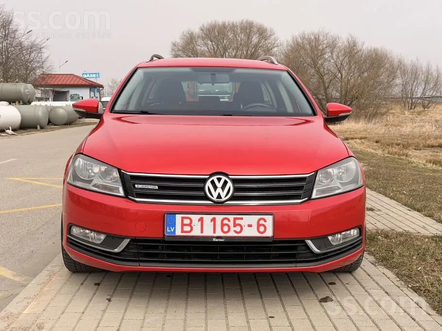 Volkswagen Passat 2013 photo 4