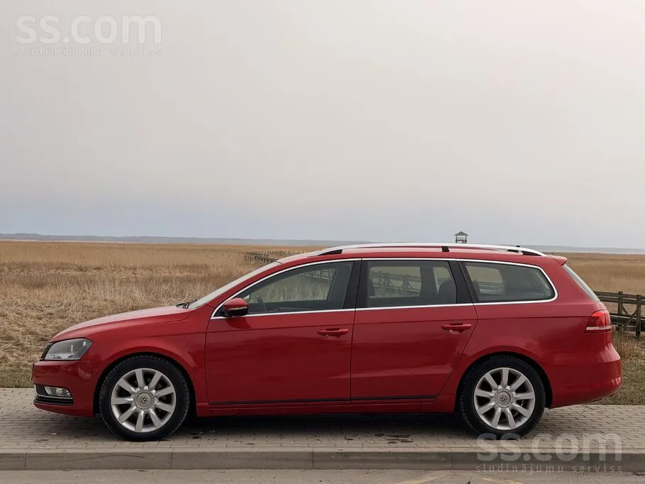 Volkswagen Passat 2013 photo 2