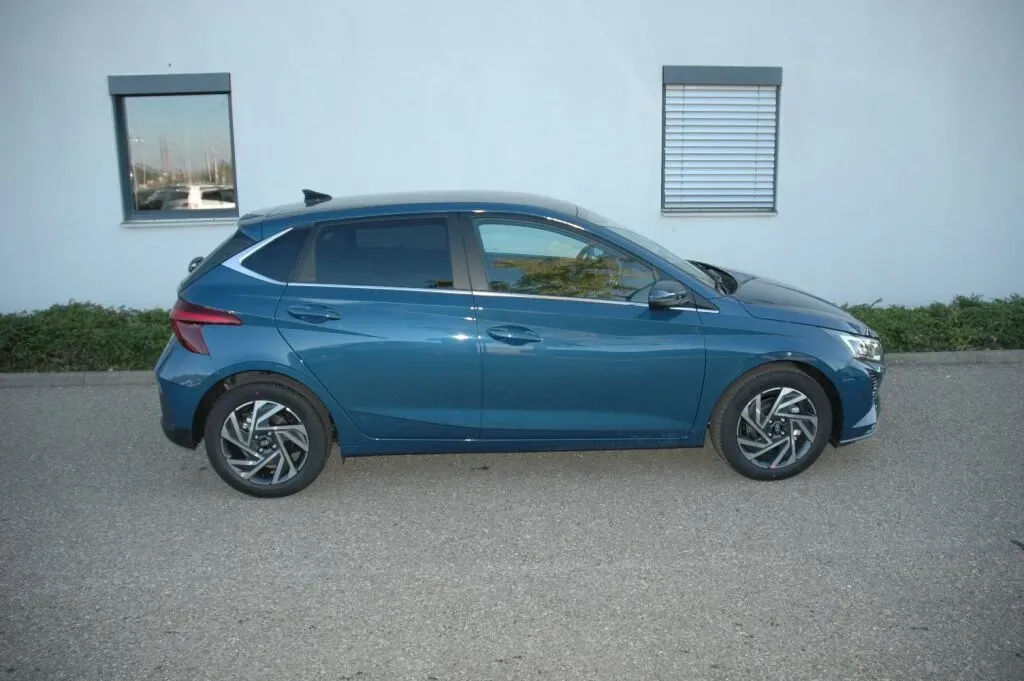 Hyundai I20