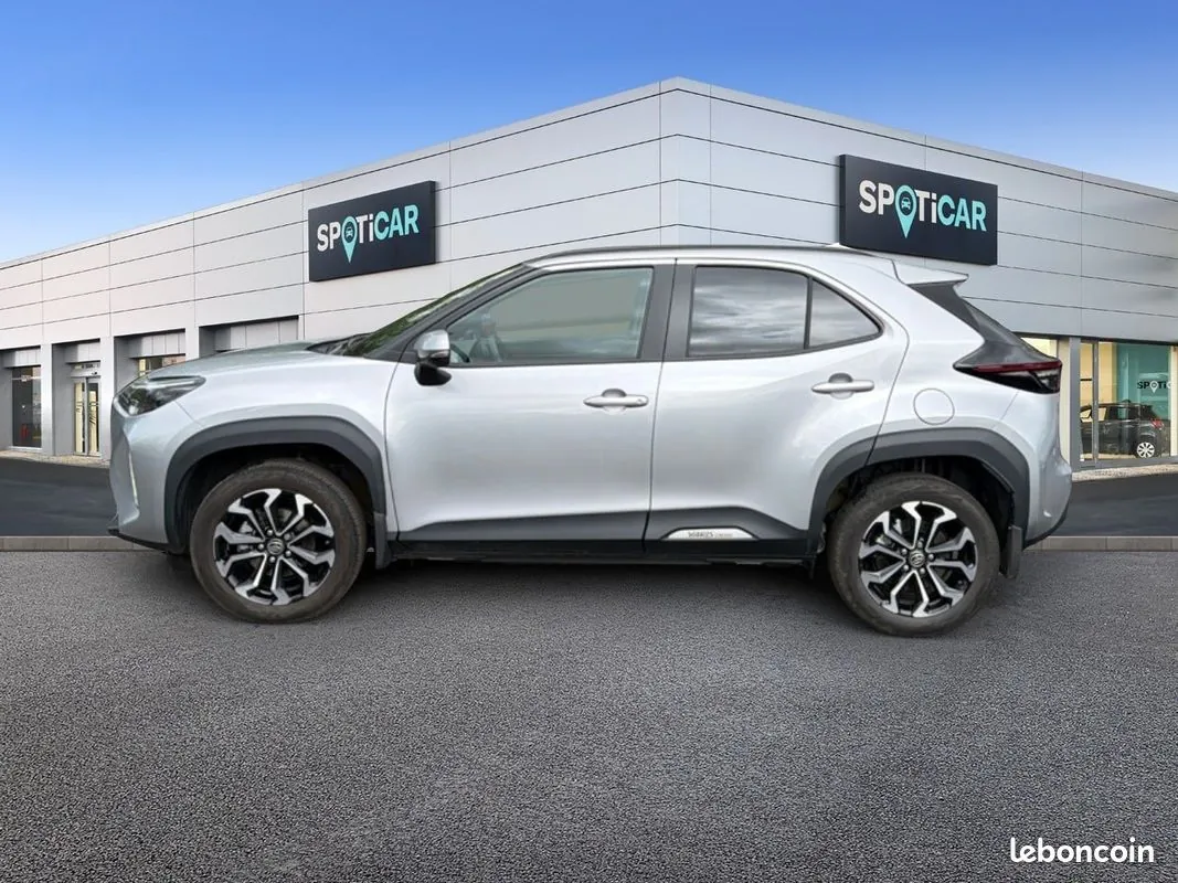 Toyota Yaris Cross 2024 photo 2