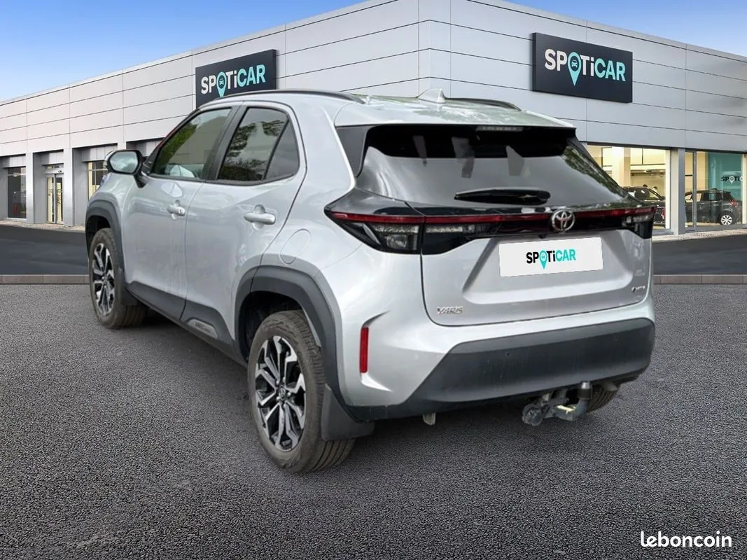 Toyota Yaris Cross 2024 photo 3