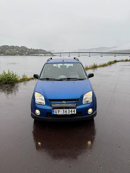 Suzuki Ignis 2007 photo 2