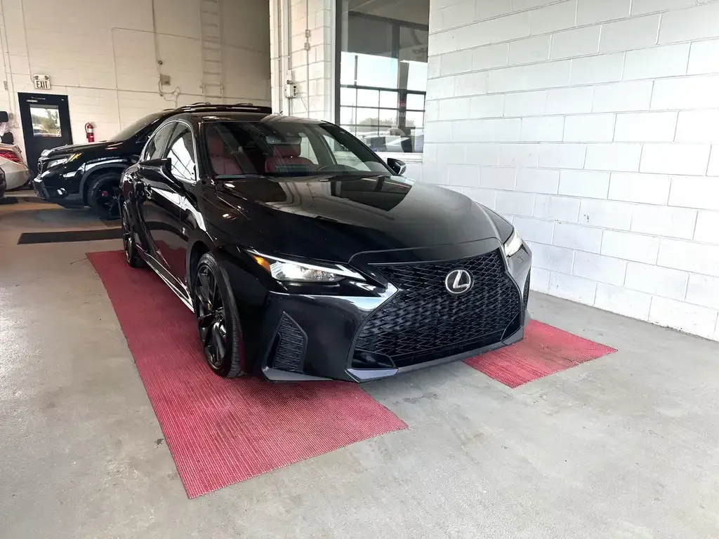 Lexus Is