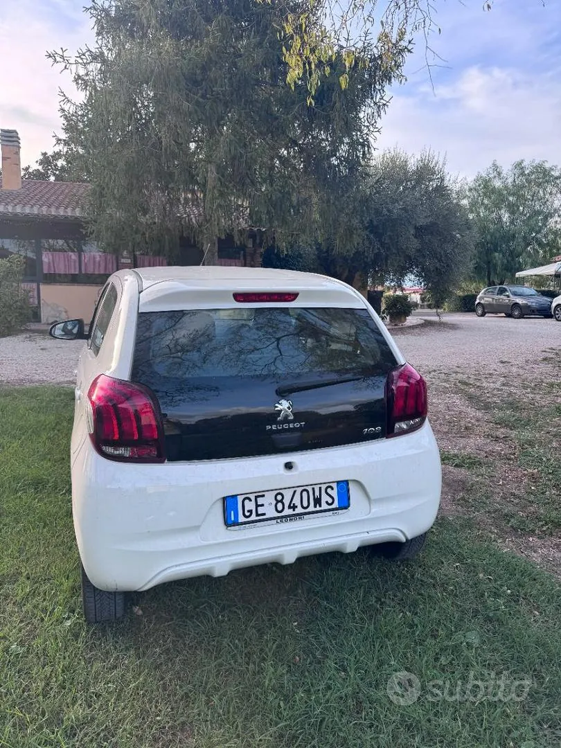 Peugeot 108 2021 photo 3