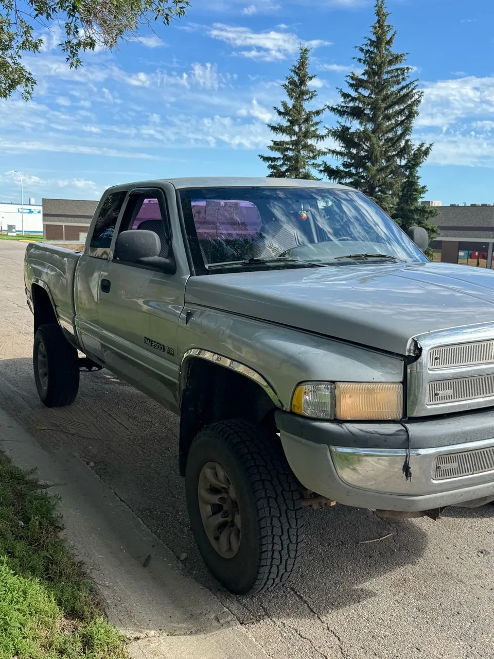 Dodge Ram 2500 2000 photo 3