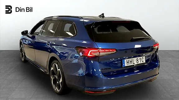 Skoda Superb 2026 photo 3