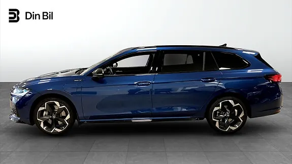 Skoda Superb 2026 photo 2