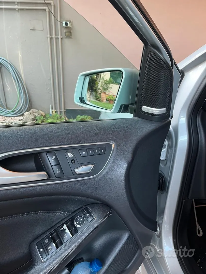 Mercedes-Benz B-Class 2015 photo 5