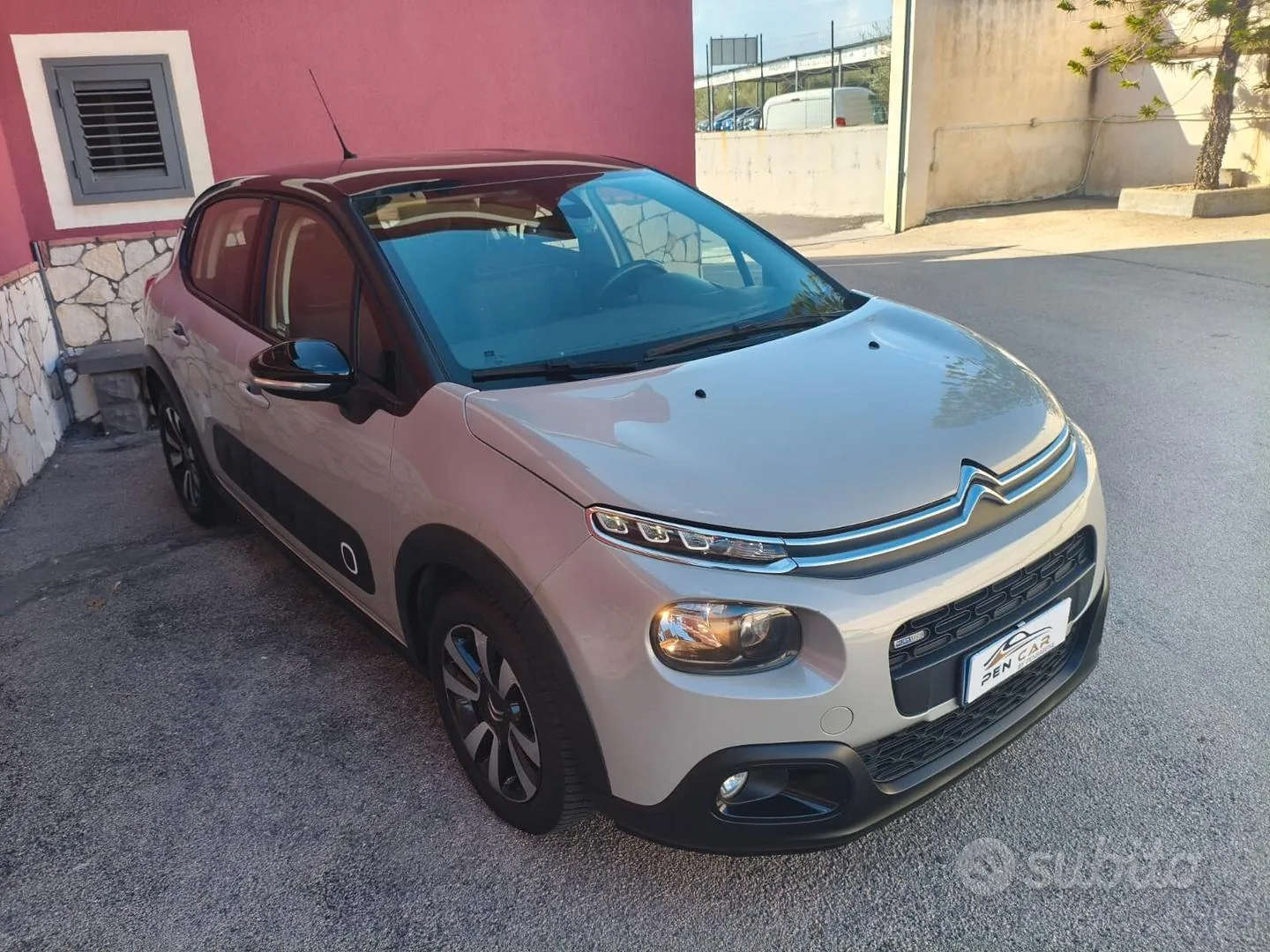 Citroen C3 2017 photo 2