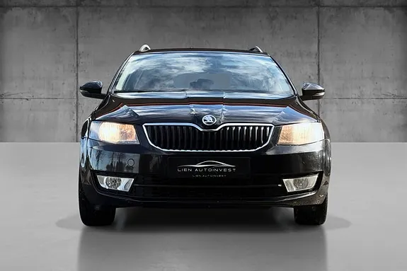 Skoda Octavia 2014 photo 2
