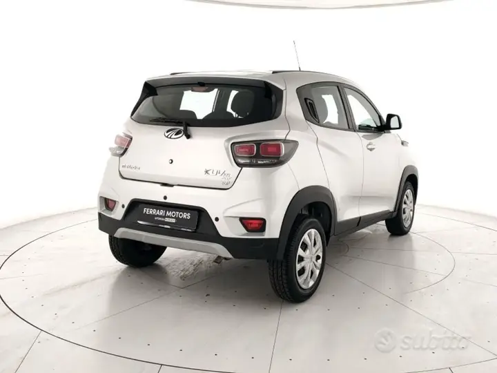 Mahindra Kuv100 2025 photo 2