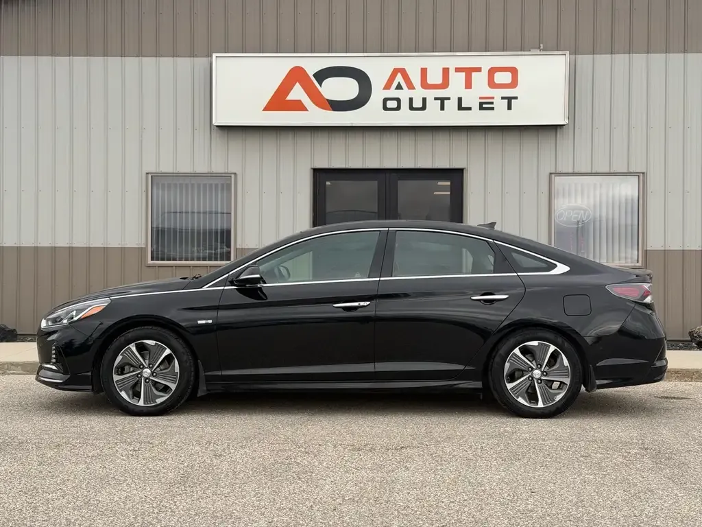 Hyundai Sonata 2018 photo 3