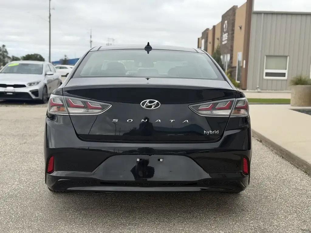 Hyundai Sonata 2018 photo 4
