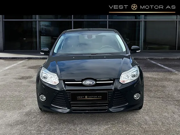 Ford Focus 2011 photo 2