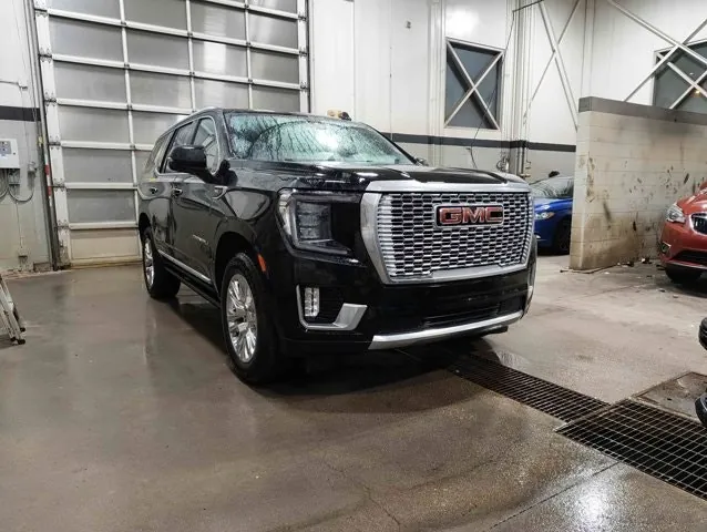 GMC Yukon 2022 photo 3