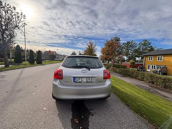 Toyota Auris 2008 photo 4