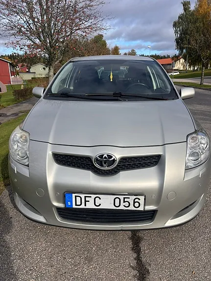 Toyota Auris 2008 photo 2