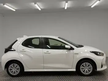 Toyota Yaris 2022 photo 3