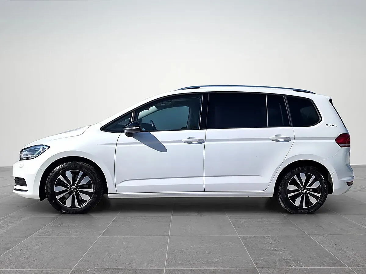 Volkswagen Touran 2025 photo 2