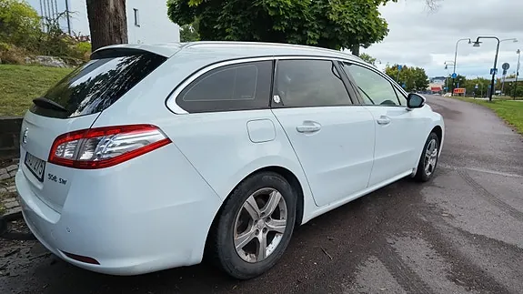 Peugeot 508 2011 photo 2