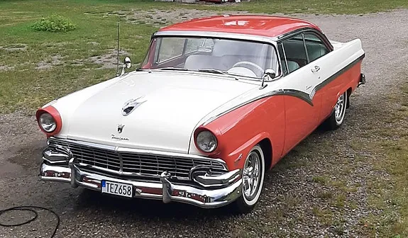 Ford Fairlane