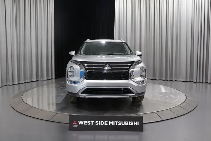 Mitsubishi Outlander 2026 photo 2