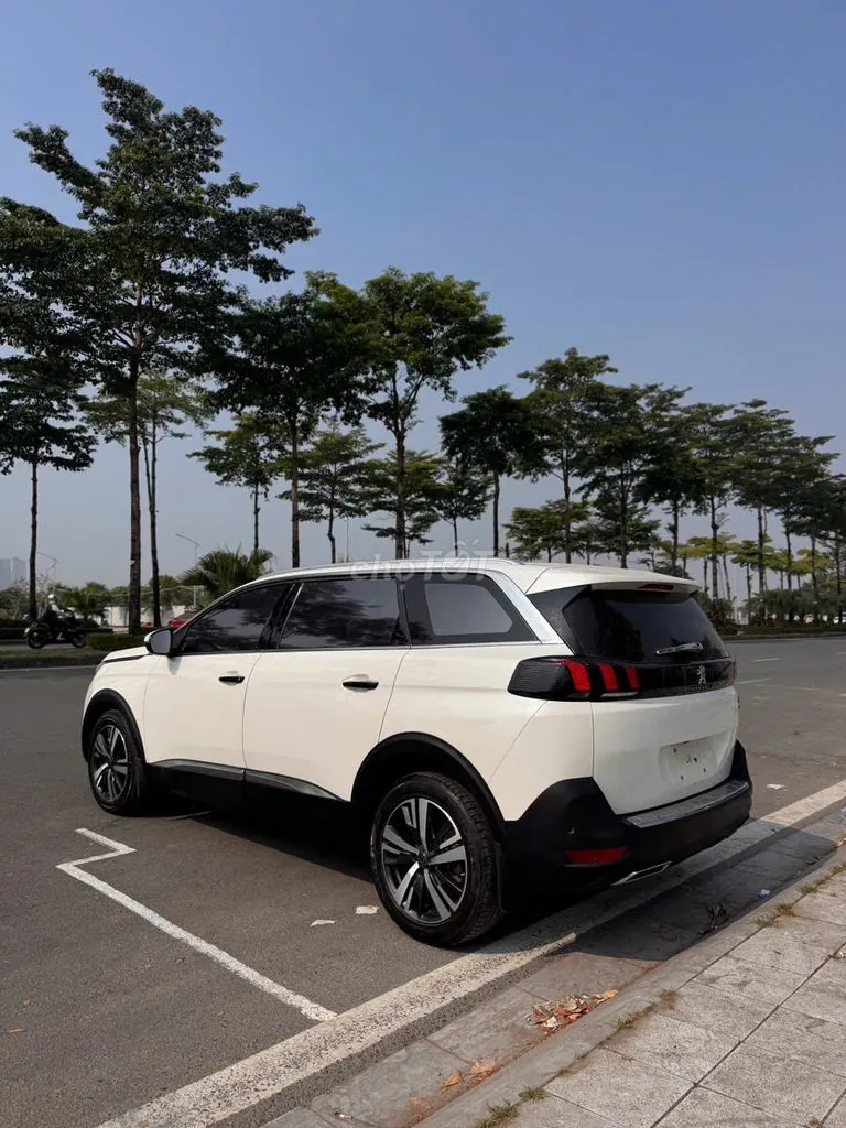 Peugeot 5008 2018 photo 4
