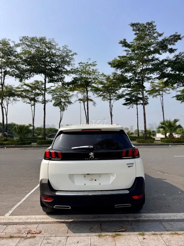 Peugeot 5008 2018 photo 5